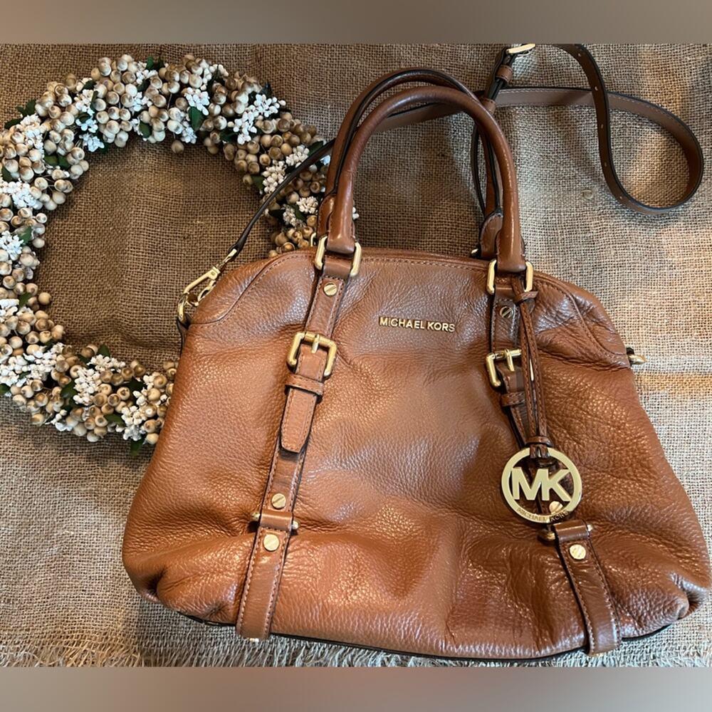Michael Kors pebbled leather satchel shoulder crossbody